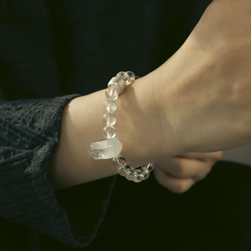 【Glacier Code】White Crystal / Bronze Bracelet