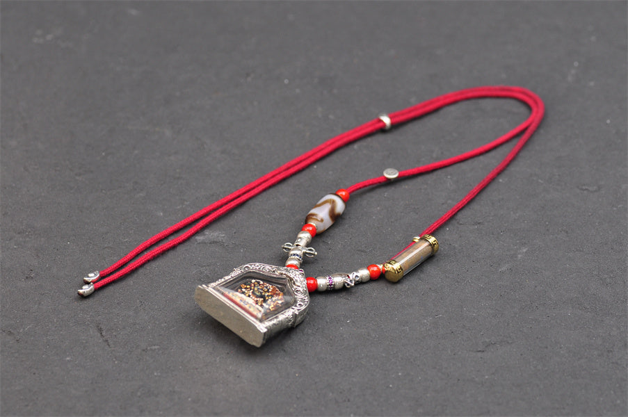 【Soul hand painting】Tibetan hand painted Buddha Pendant